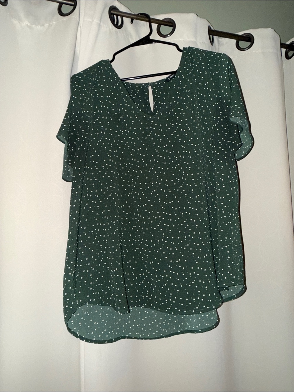 Market & Spruce Dark Green Polka Dot Flutter Sleeve Blouse